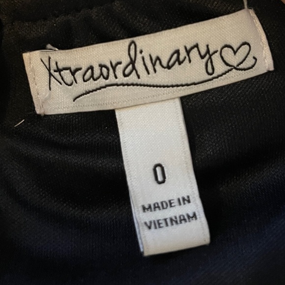 Size 0 Xtraordinary Gold and Black Short Homecoming/ Cocktail dress - Picture 3 of 3